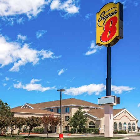 Super 8 By Wyndham Heyburn Hotel Burley Bagian luar foto