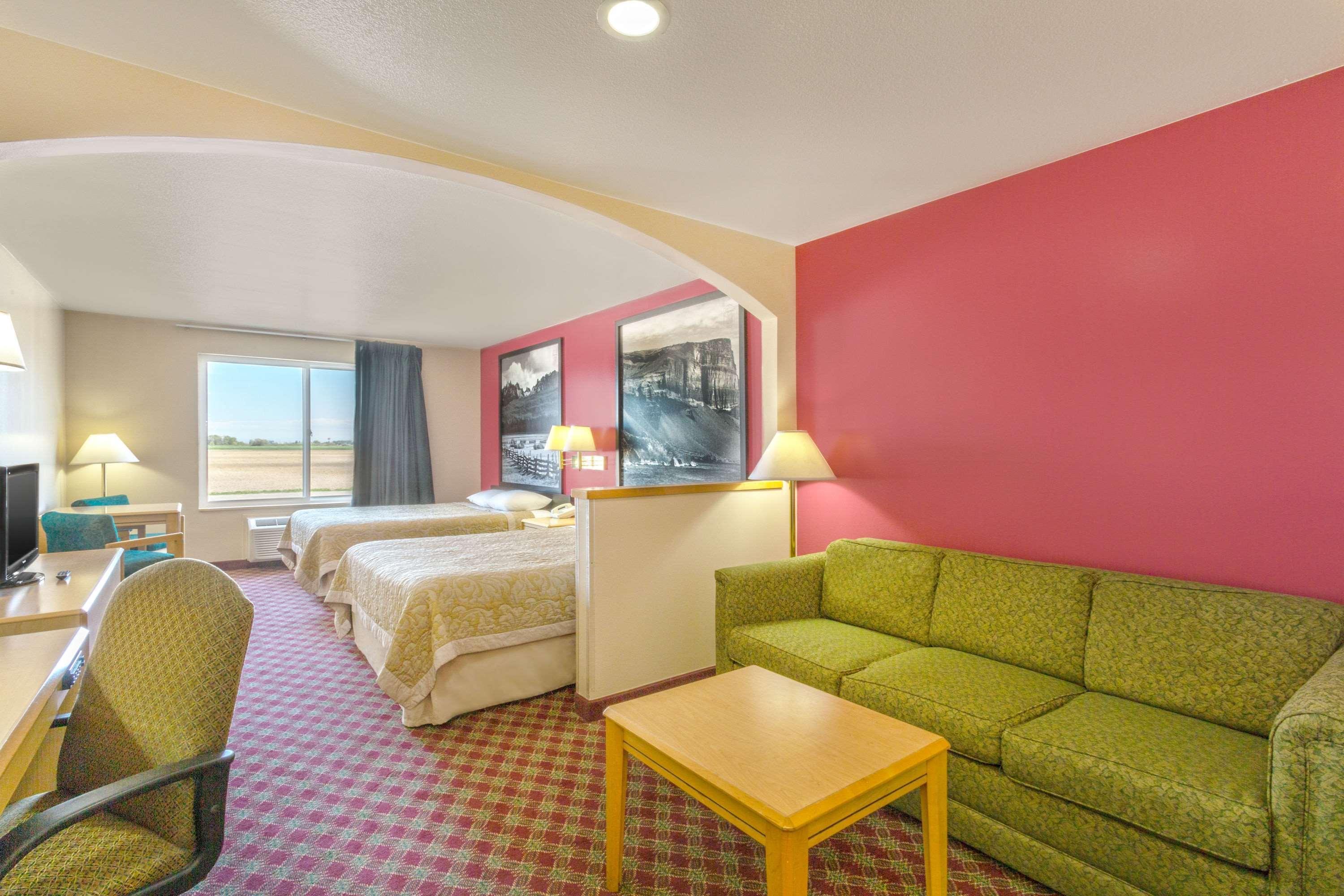 Super 8 By Wyndham Heyburn Hotel Burley Bagian luar foto