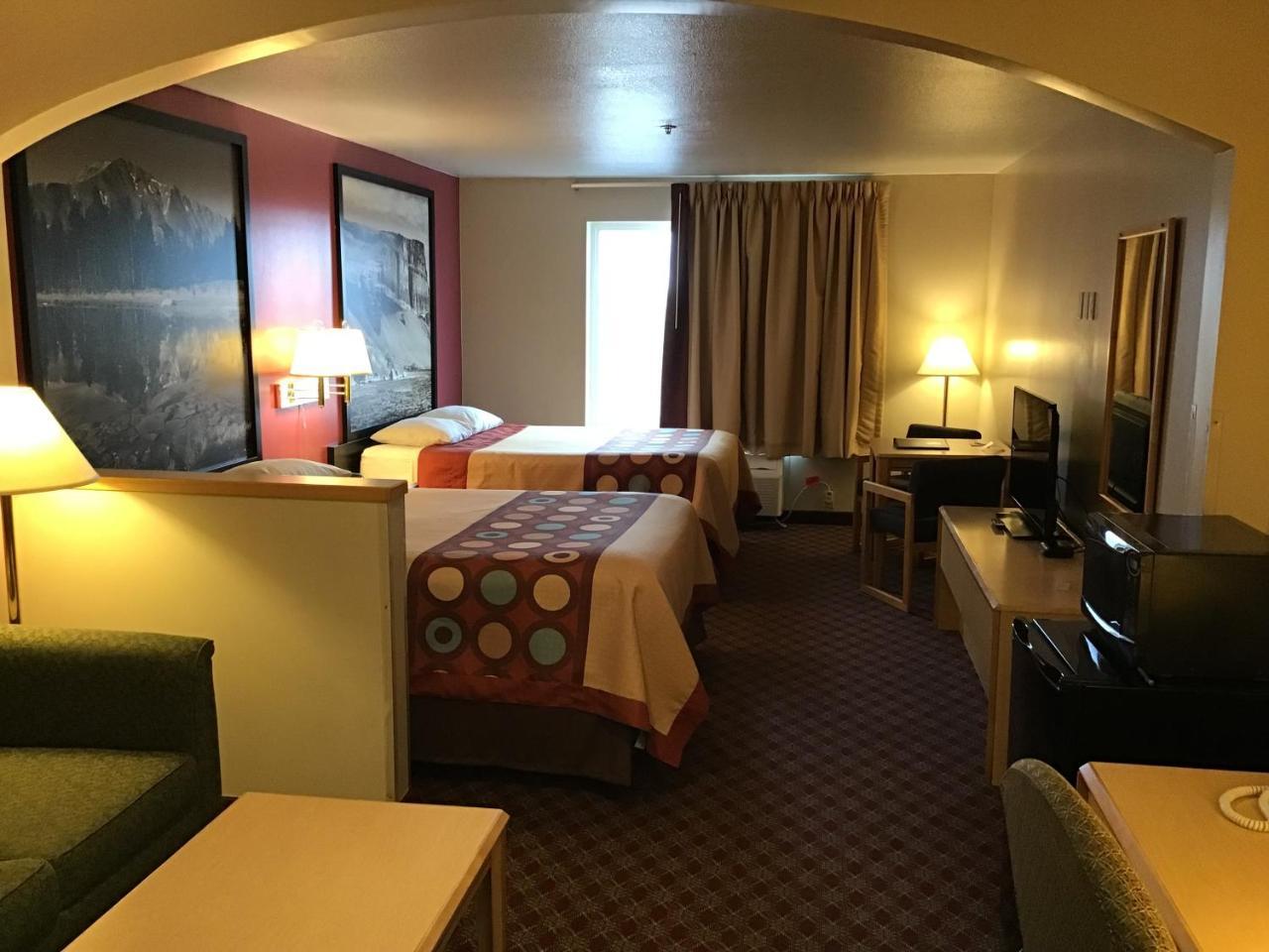 Super 8 By Wyndham Heyburn Hotel Burley Bagian luar foto